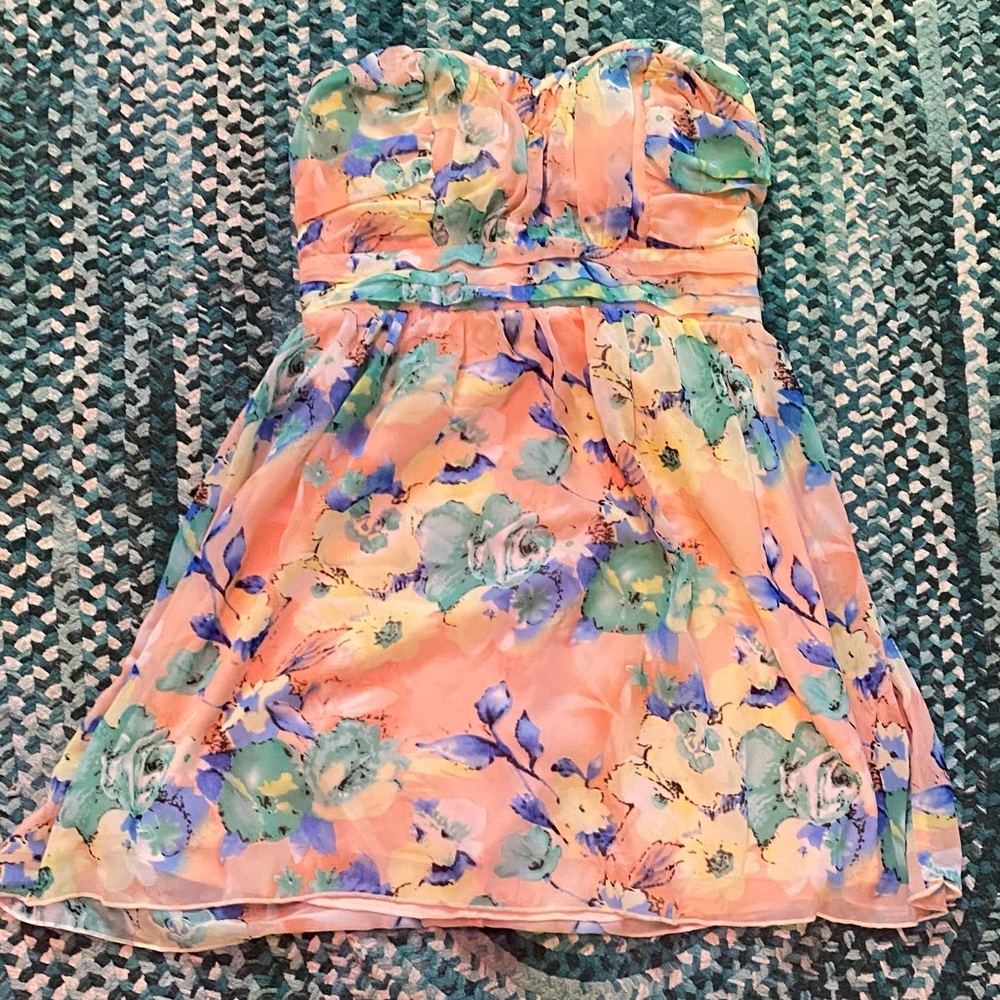 Padded Spring color dress